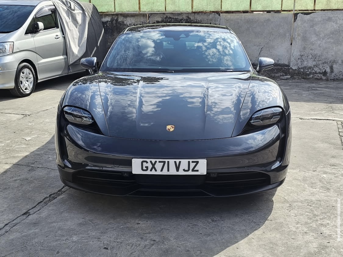 Porsche Taycan Dark Gray